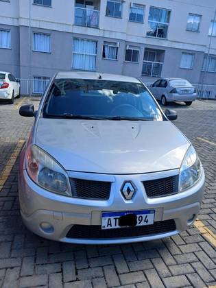 RENAULT SANDERO 1.0 EXPRESSION 16V FLEX 4P MANUAL RENAULT SANDERO 1.0 EXPRESSION 16V FLEX 4P MANUAL